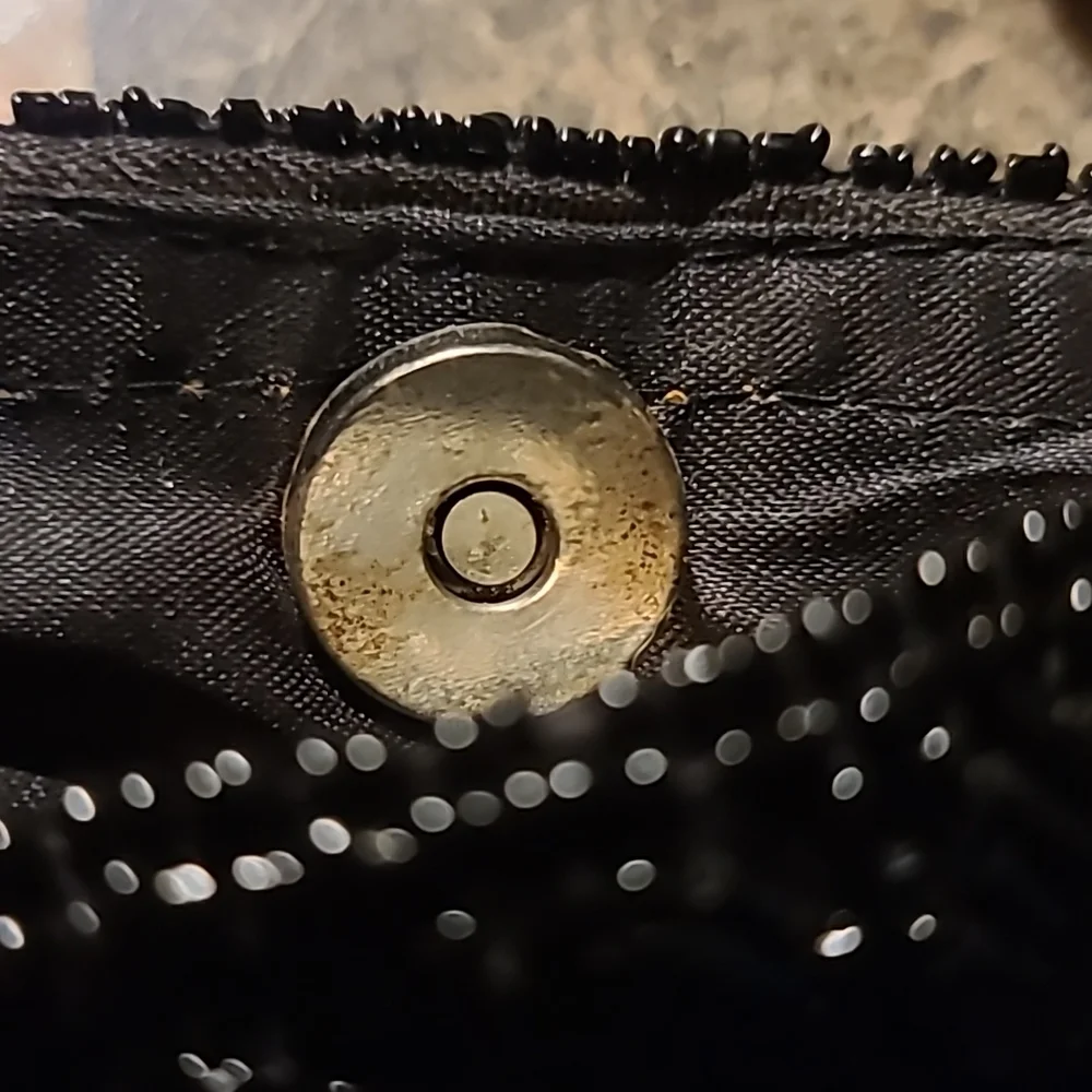 Sequenced Small HandBag - Picture 2 of 3